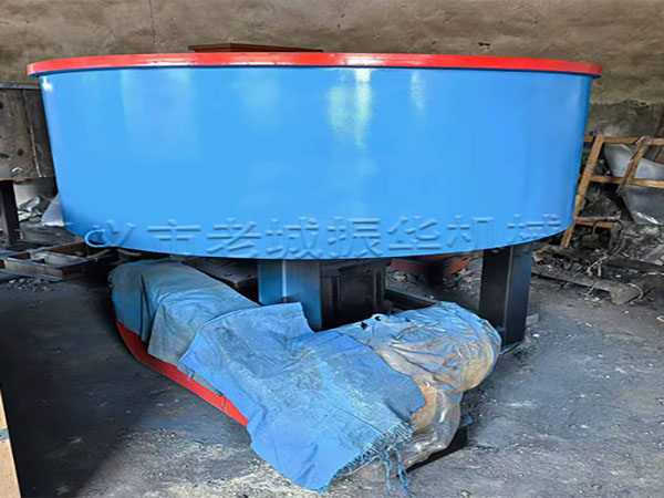 �ϳ����A݆�딇��C(j��)չʾ